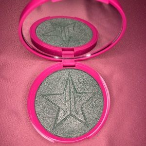 Jeffree Star Cosmetologist Skin Frost Mint Condition